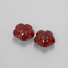 3.39 ct Red Almandine Garnet Gemstone, Almandine Garnet Gem in Flower-Cut Shape for Sale.