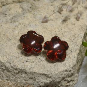 3.78 ct Red Almandine Garnet Gemstone, Almandine Garnet Gem in Flower-Cut Shape for Sale.