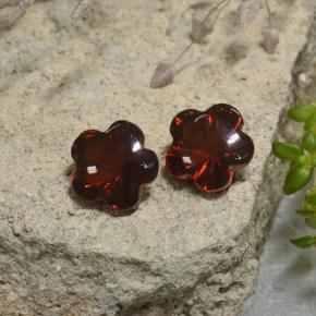 3.78 ct Red Almandine Garnet Stone, Natural Almandine Garnet in Flower-Cut Shape for Sale