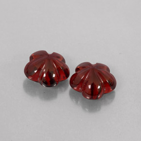 3.56 ct Red Almandine Garnet Stone, Natural Almandine Garnet in Flower-Cut Shape for Sale