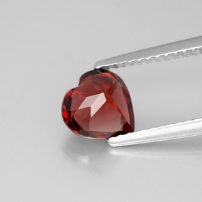 Almandine Garnet Gemstone in 7 x 7 mm (calibrated) Size for Sale, Almandine Garnet Stone in Deep Red Color