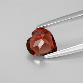 Almandine Garnet Gemstone in 7 x 7 mm (calibrated) Size for Sale, Almandine Garnet Stone in Deep Red Color