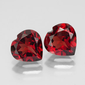 2.90 ct Red Almandine Garnet Gemstone, Almandine Garnet Gem in Heart Facet Shape for Sale.