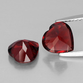 Almandine Garnet Gemstone in 7 x 7 mm (calibrated) Size for Sale, Almandine Garnet Stone in Deep Red Color