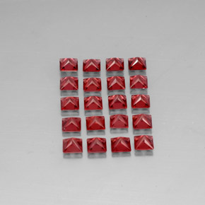 Almandine Garnet Gemstone in 4 x 4 mm (calibrated) Size for Sale, Almandine Garnet Stone in Red Color