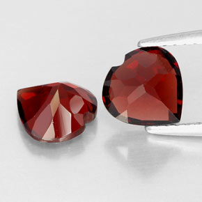 Almandine Garnet Gemstone in 7 x 7 mm (calibrated) Size for Sale, Almandine Garnet Stone in Deep Red Color