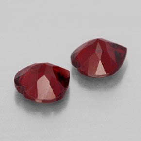 Almandine Garnet Gemstone in 7 x 7 mm (calibrated) Size for Sale, Almandine Garnet Stone in Deep Red Color