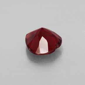 Almandine Garnet Gemstone in 7 x 7 mm (calibrated) Size for Sale, Almandine Garnet Stone in Deep Red Color