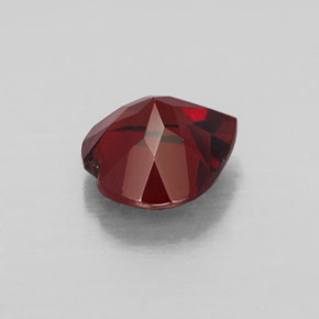 Almandine Garnet Gemstone in 7 x 7 mm (calibrated) Size for Sale, Almandine Garnet Stone in Deep Red Color