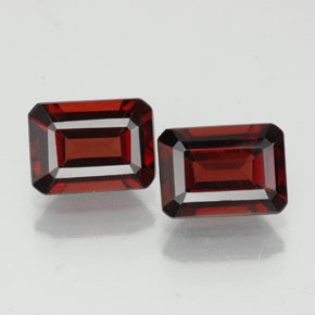 2.56 ct Red Almandine Garnet Gemstone, Almandine Garnet Gem in Octagon Facet Shape for Sale.
