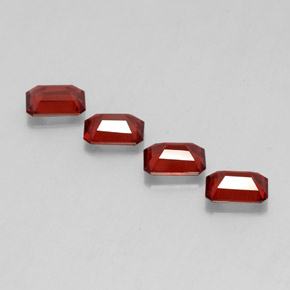 Almandine Garnet Gemstone in 7 x 5 mm (calibrated) Size for Sale, Almandine Garnet Stone in Deep Red Color