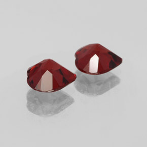 Almandine Garnet Gemstone in 7 x 7 mm (calibrated) Size for Sale, Almandine Garnet Stone in Deep Red Color