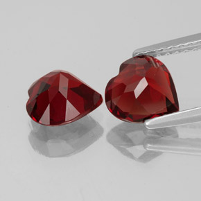 Almandine Garnet Gemstone in 7 x 7 mm (calibrated) Size for Sale, Almandine Garnet Stone in Deep Red Color