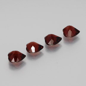 Almandine Garnet Gemstone in 7 x 7 mm (calibrated) Size for Sale, Almandine Garnet Stone in Deep Red Color