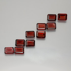 10.5ct Octagon Facet Red Almandine Garnet for sale thumb image of 10.5ct Octagon Facet Red Almandine Garnet (ID: 371540)