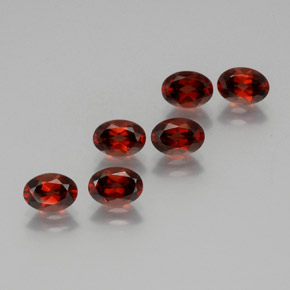 1ct Oval Facet Red Almandine Garnet Gem for sale 1ct Oval Facet Red Almandine Garnet Gem (ID: 371752)