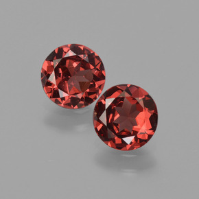 1.47 ct Red Almandine Garnet Gemstone, Almandine Garnet Gem in Round Facet Shape for Sale.