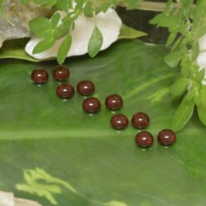1.9ct Round Cabochon Red Almandine Garnet for sale thumb image of 1.9ct Round Cabochon Red Almandine Garnet (ID: 467805)