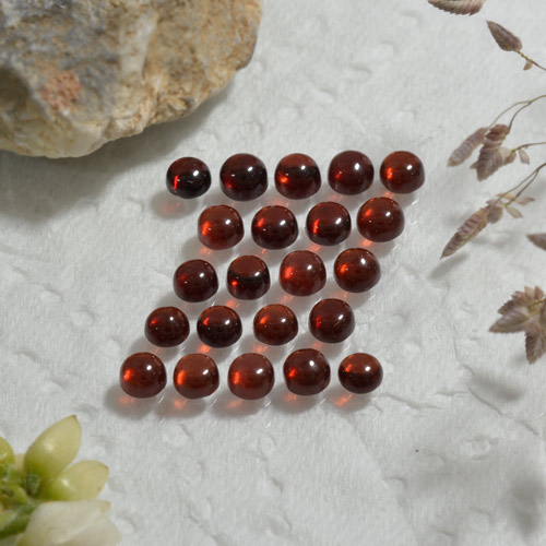 Deep Blood Red Almandine Garnet Gem - 0.2ct Round Cabochon (ID: 467847)