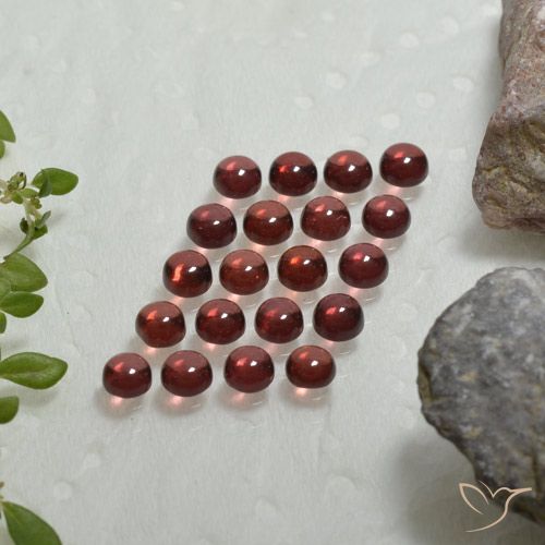 Lot de 20pc Grenat Almandins Rouge round cabochon de Madagascar - Poids total 4 ct / moyenne 0,2 ct chaque, taille 3,1mm, couleur : Vin rouge profond, dureté de Mohs 6.5 à 7.5 convient aux bijoux de tous les jours, pierre de sagesse, Photo A