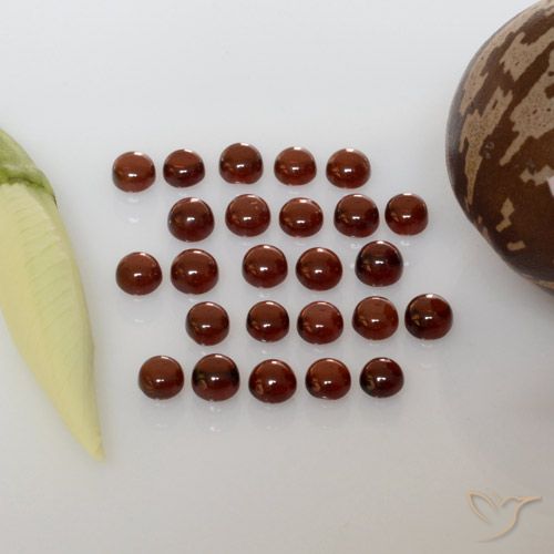 5.22 ct Round Almandine Garnet, 3.1 mm From Madagascar, Photo A