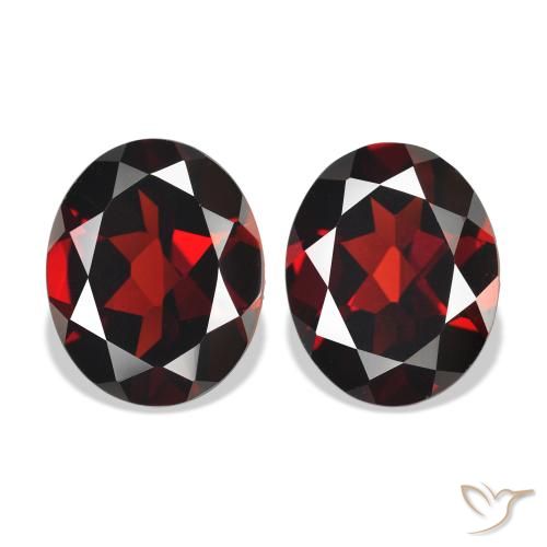7.55ctw Natural Dark Red Almandine Garnet, Oval, VVS-VS
