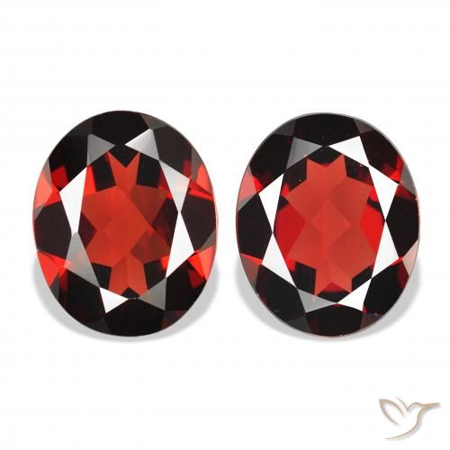 7.31ctw Natural Deep Blood Red Almandine Garnet, Oval, VVS-VS