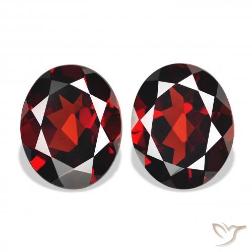 7.87ctw Natural Dark Red Almandine Garnet, Oval, VS