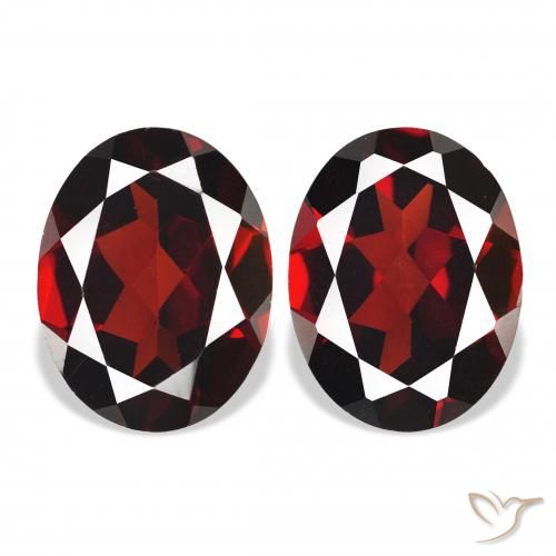 4.28ctw Natural Deep Blood Red Almandine Garnet, Oval, VS