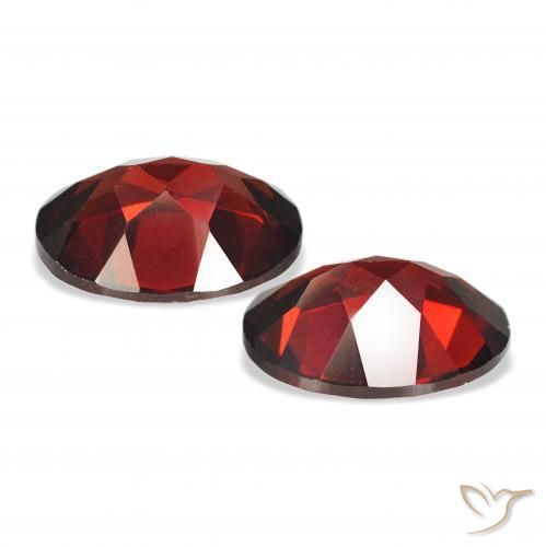 Almandine Garnet Gemstones in 9 x 7 mm (calibrated) Size for Sale, Almandine Garnet Stones in Deep Blood Red Color