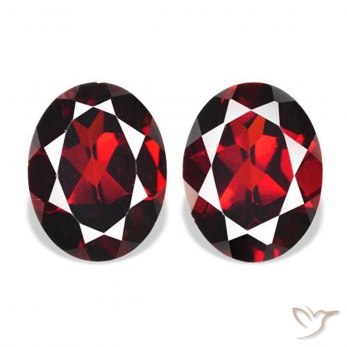 4.58ctw Natural Deep Red Almandine Garnet, Oval, VS