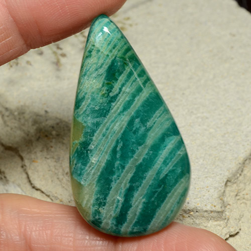 Medium Green Amazzonite Gem - 47.9ct Cabochon pera (ID: 484797)