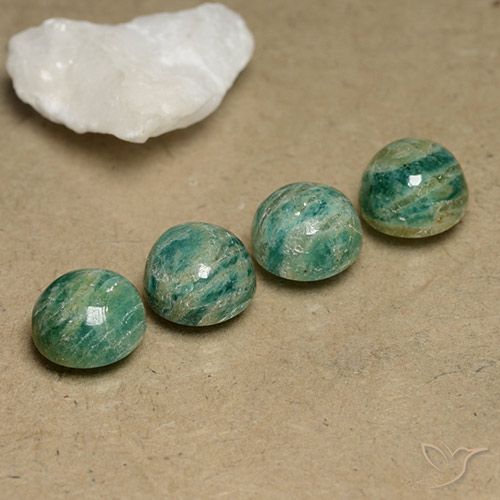 Set aus 4 Stück runder Amazonit in grüner Farbe aus Madagaskar - Größe 8,2mm, Gewicht 10,04 ct gesamt / Durchschn. je 2,51 ct, Farbe: Mittelgrün, Mohs-Härte 6 - 6,5, Photo A