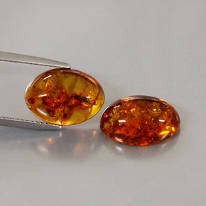 4.23 ct Orange Amber Stone, Natural Amber in Oval Cabochon Shape for Sale