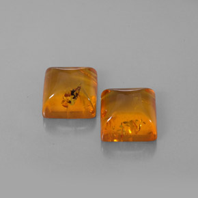 2.53 ct Orange Amber Gemstone, Amber Gem in Square Cabochon Shape for Sale.