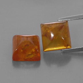 2.57 ct Orange Amber Gemstone, Amber Gem in Square Cabochon Shape for Sale.