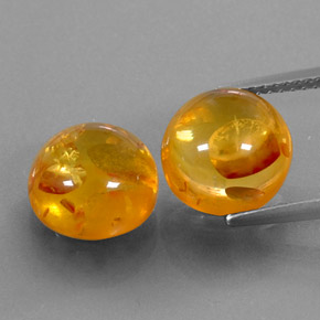 3.64 ct Orange Amber Gemstone, Amber Gem in Round Cabochon Shape for Sale.