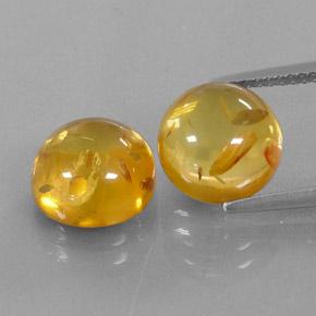 3.65 ct Orange Amber Gemstone, Amber Gem in Round Cabochon Shape for Sale.