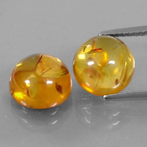 3.46 ct Orange Amber Gemstone, Amber Gem in Round Cabochon Shape for Sale.