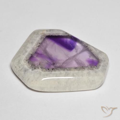 Amethyst Geode Slice Gemstone in 27.1 x 22.8 mm Size for Sale, Amethyst Geode Slice Stone in Multicolor Color