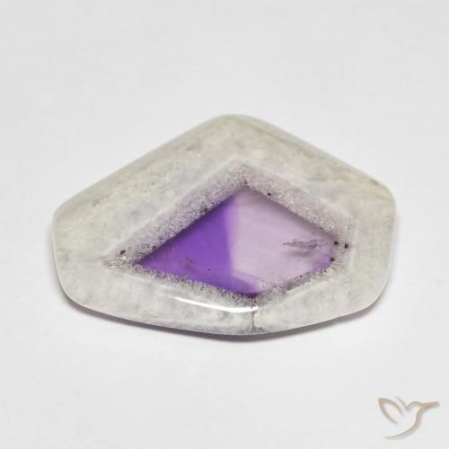 Amethyst Geode Slice Gemstone in 22.6 x 18.9 mm Size for Sale, Amethyst Geode Slice Stone in Multicolor Color