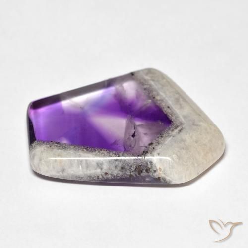 Amethyst Geode Slice Gemstone in 25.4 x 19.4 mm Size for Sale, Amethyst Geode Slice Stone in Multicolor Color