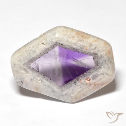 31,11 ct ausgefallene Amethyst-Geodenscheibe, 29,6 x 23,1 mm aus Brasilien, Photo A