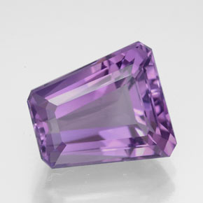 5.86 ct Violet Amethyst Gemstone, Amethyst Gem in Fancy-Cut Shape for Sale.