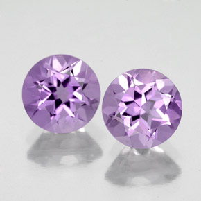 2.51 ct Violet Amethyst Gemstone, Amethyst Gem in Round Facet Shape for Sale.