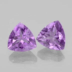 3.31 ct Violet Amethyst Stone, Natural Amethyst in Trillion Facet Shape for Sale