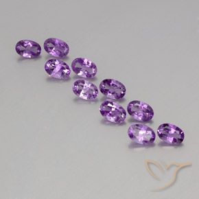 3.99ctw Natural Medium Purplish Violet Amethyst, Oval, VVS-VS