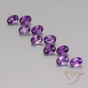 4.11ctw Natural Medium-Dark Violet Amethyst, Oval, VVS-VS