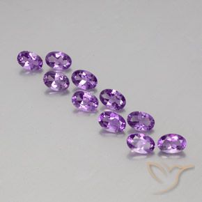 3.89ctw Natural Medium-Dark Purplish Violet Amethyst, Oval, VVS-VS