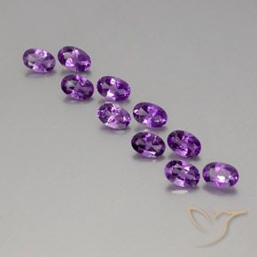 3.92ctw Natural Medium-Dark Purplish Violet Amethyst, Oval, VVS-VS